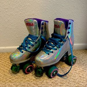 Impala Holographic Silver Quad Roller Skates